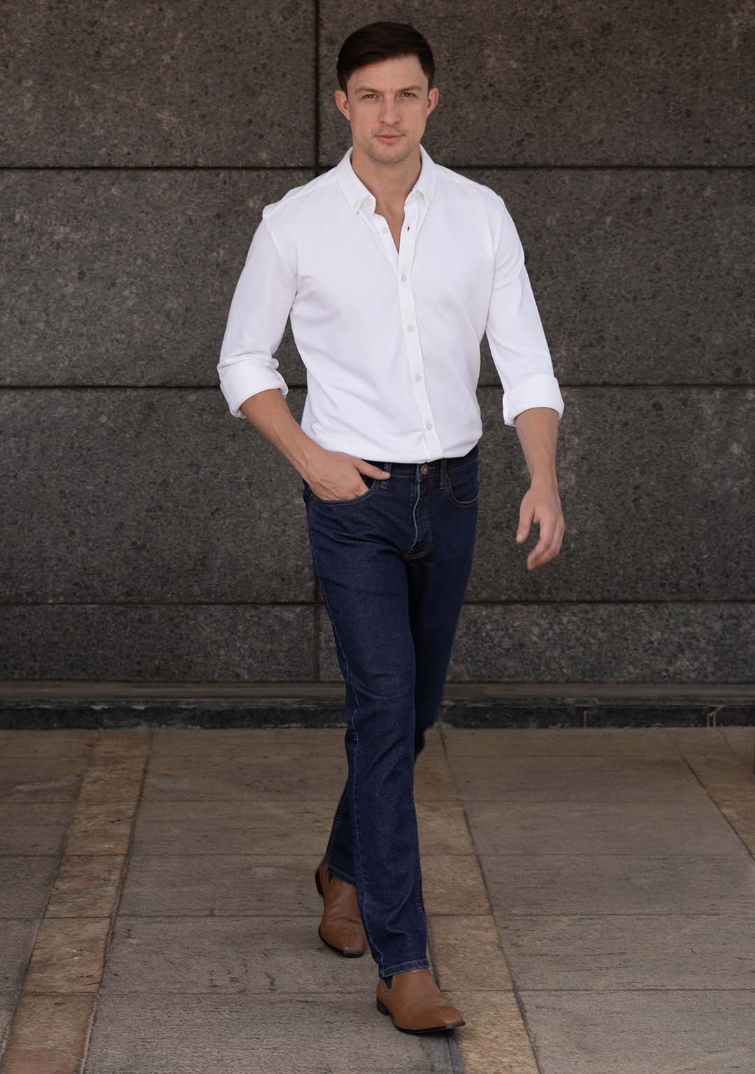 Classic Jeans in Dark Blue