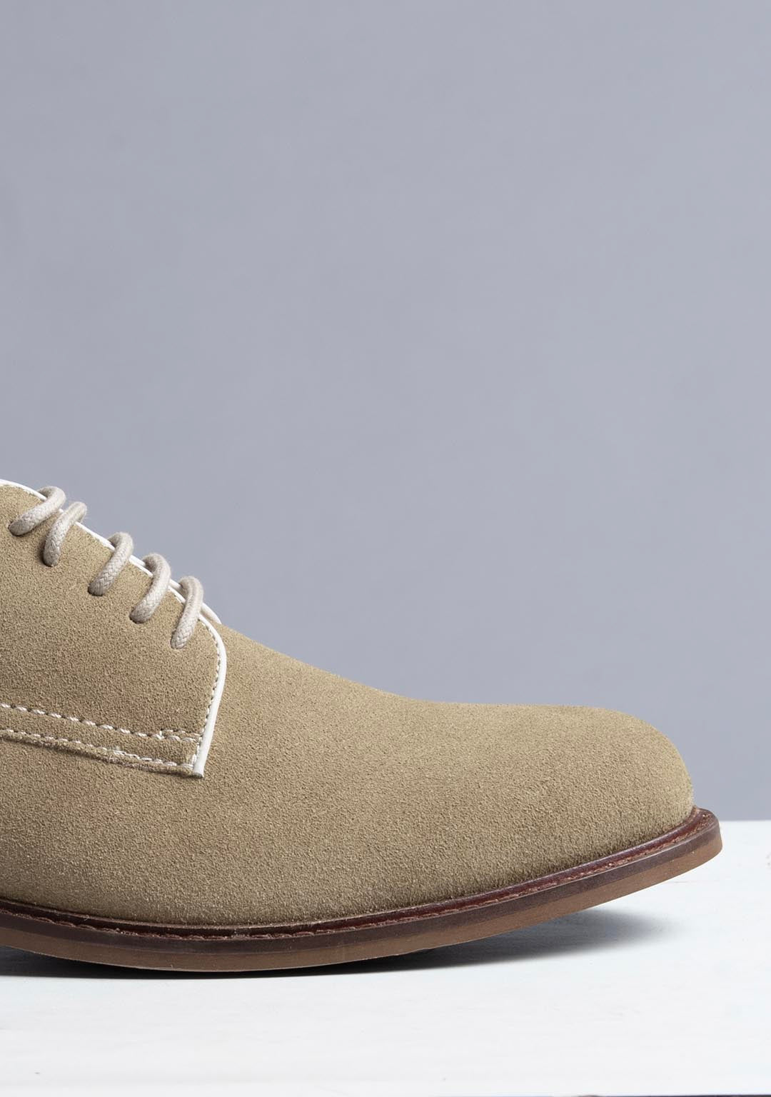 Derby Shoes in Malibu Beige