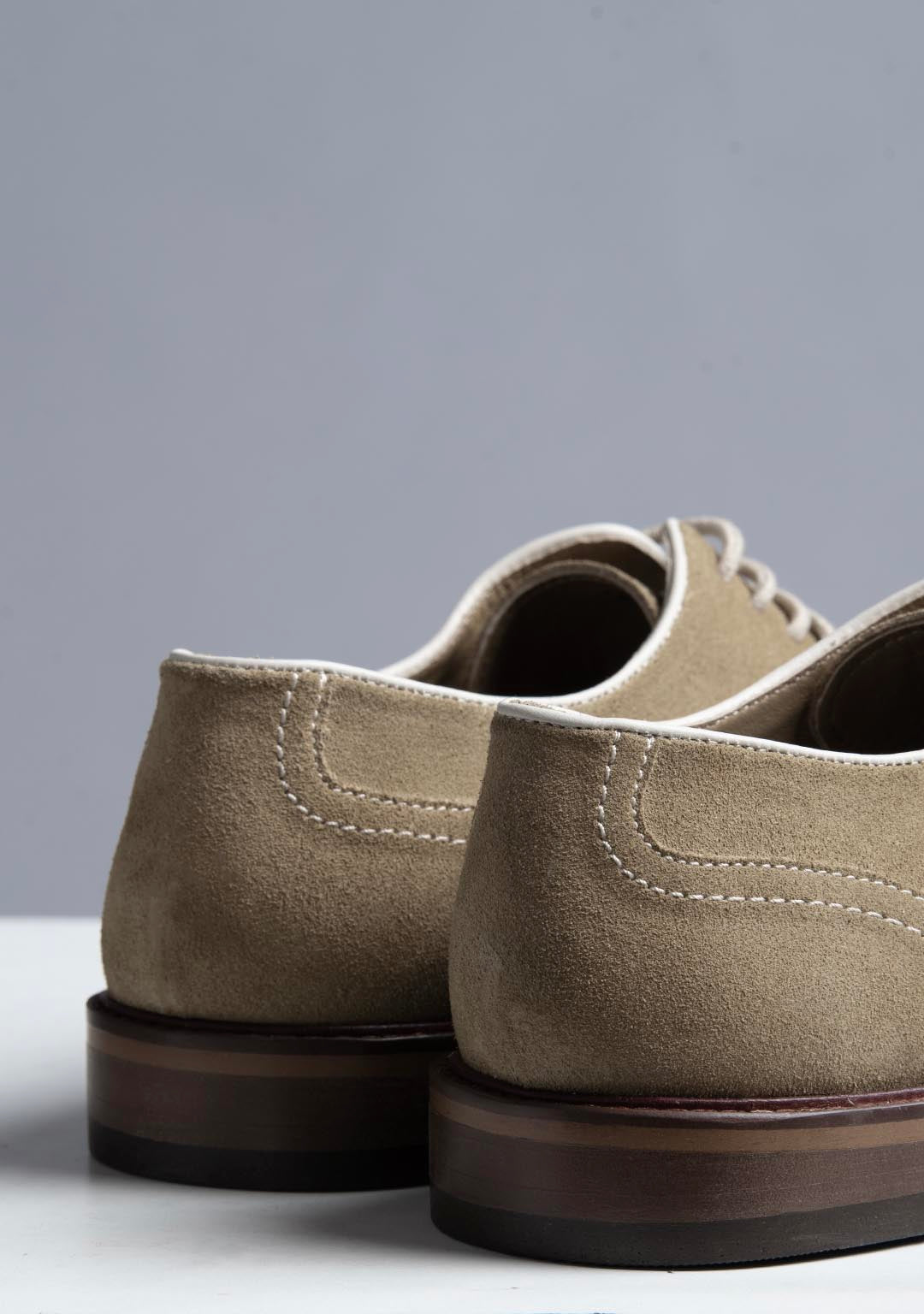 Derby Shoes in Malibu Beige