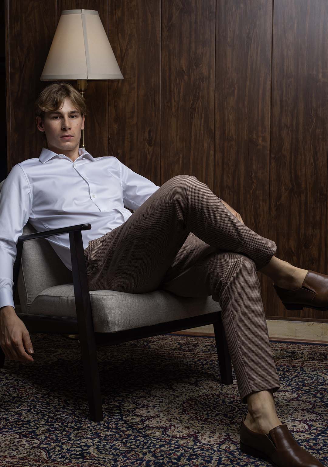 Elite Trousers in Signature Houndstooth