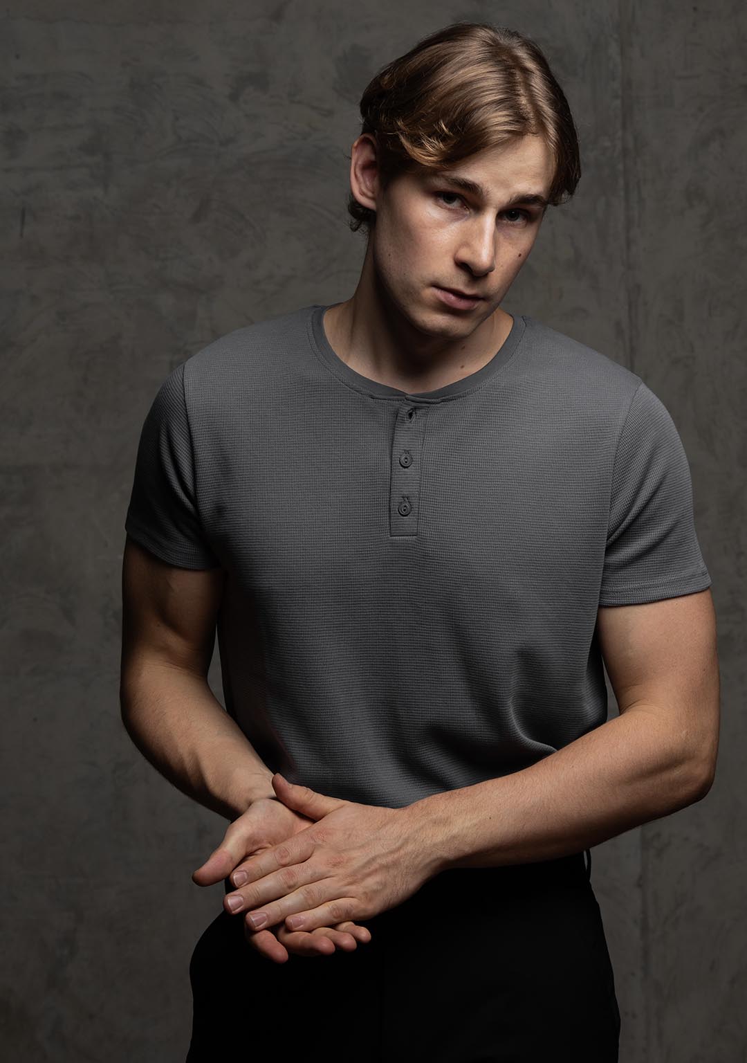 Henley in Neutral Grey