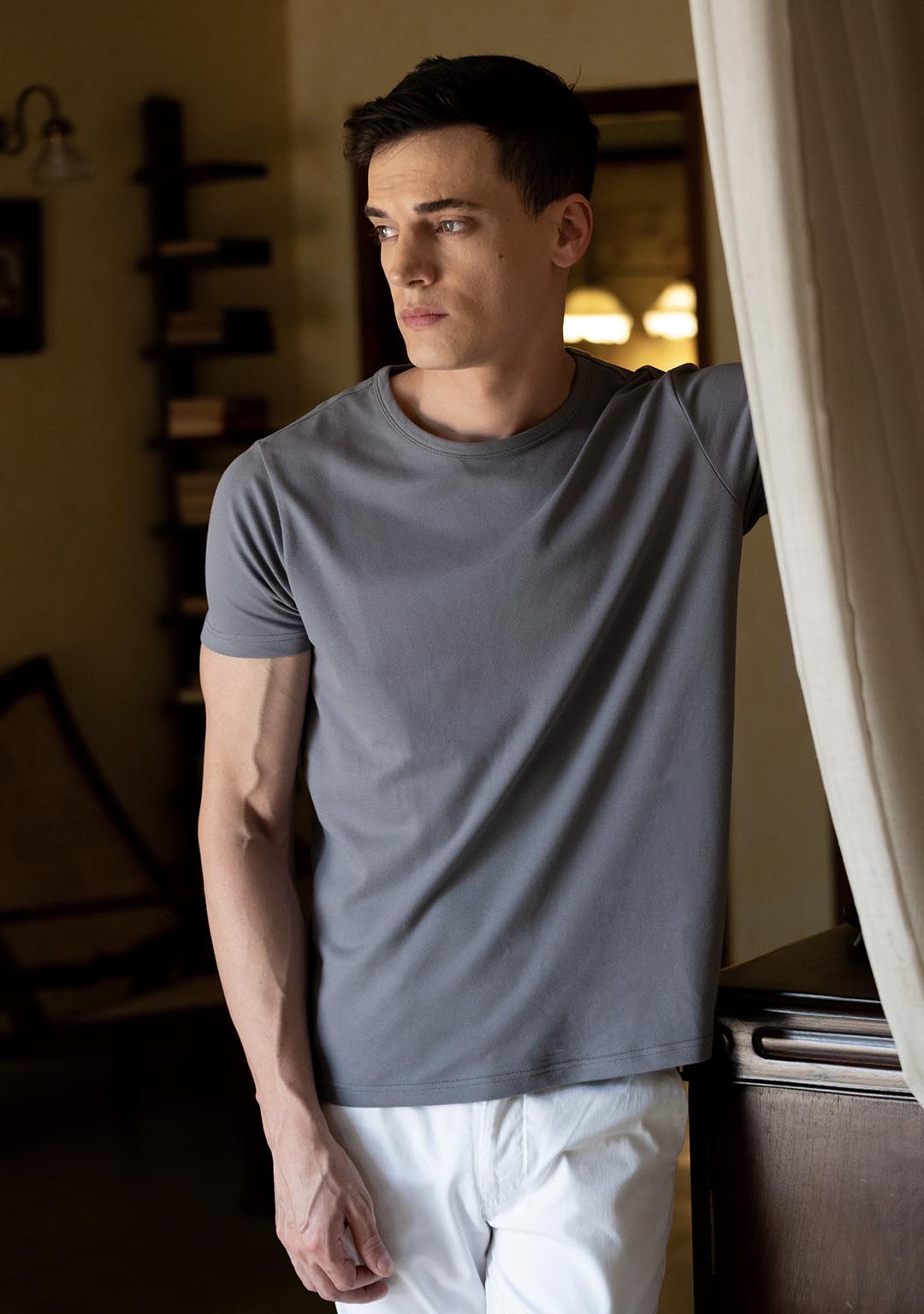Piqué T-Shirt in Neutral Grey - Aristobrat