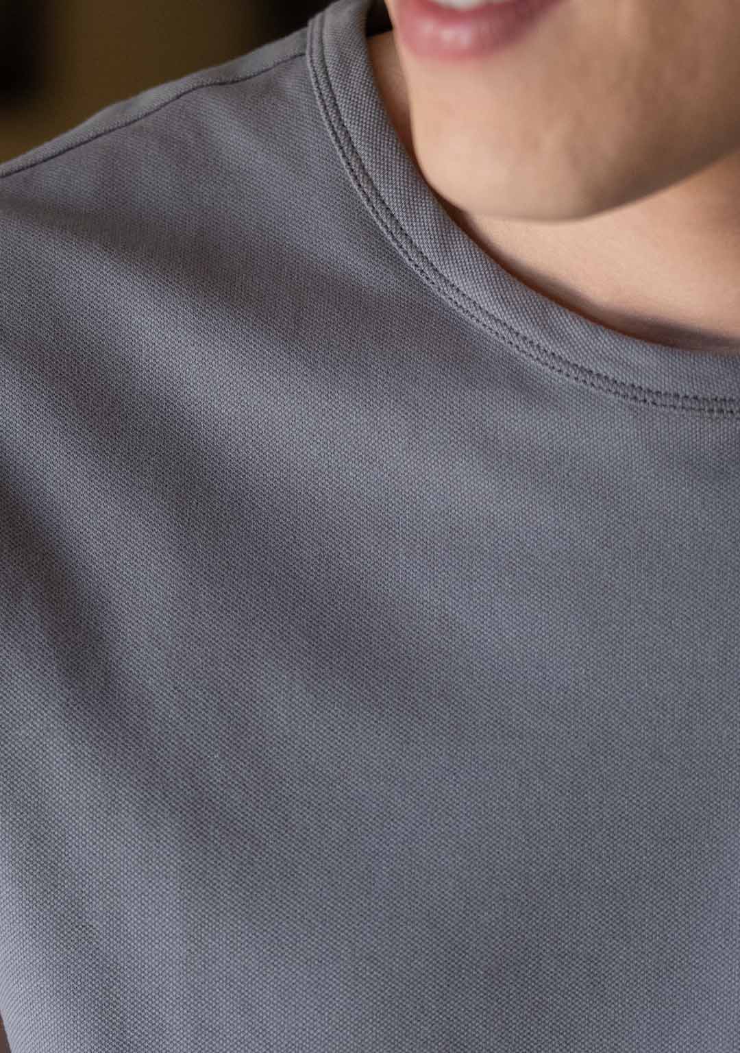 Piqué T-Shirt in Neutral Grey - Aristobrat