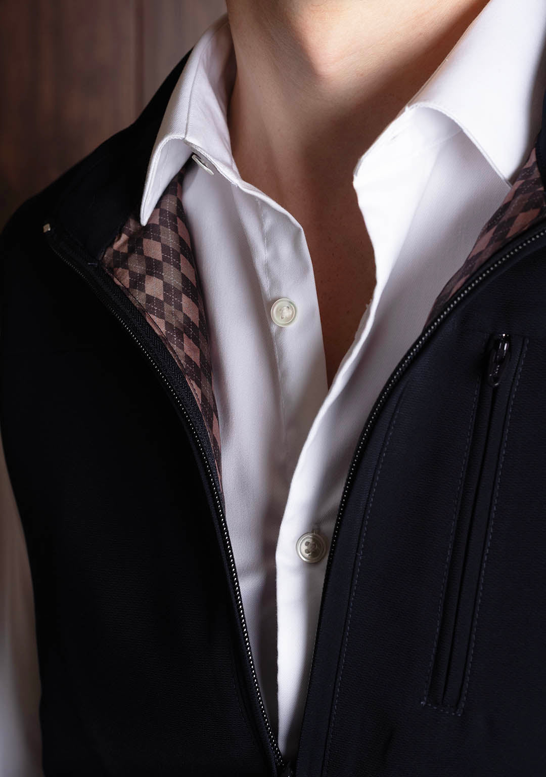Vesto in Mystic Navy