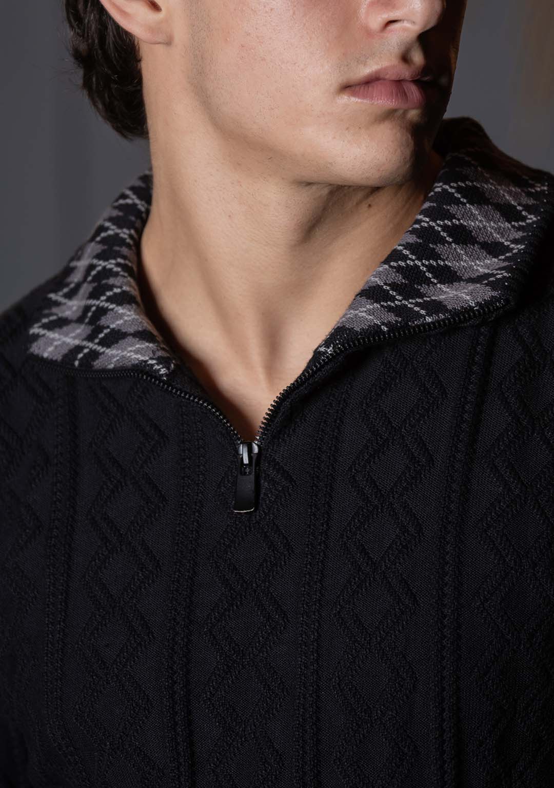 Jacquard Half Zipper in Black