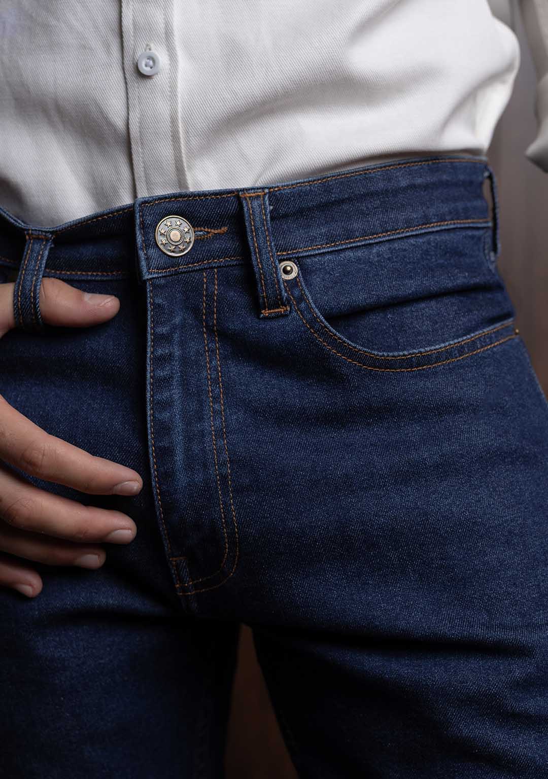 Classic Jeans in Dark Blue