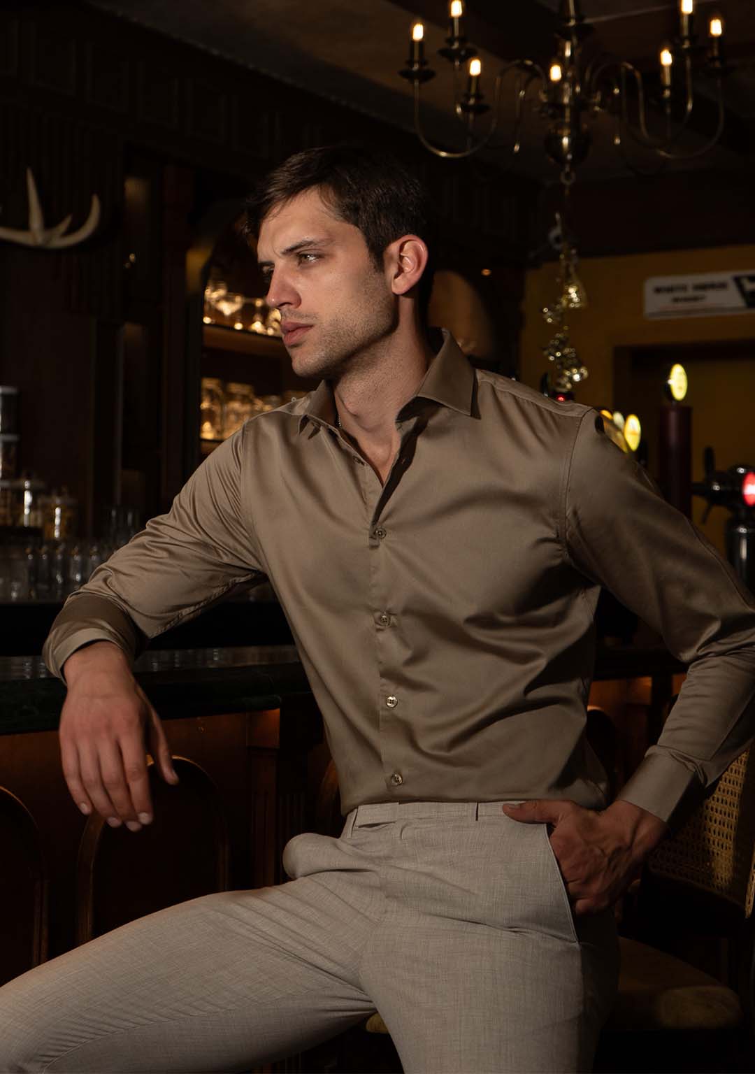 Classic Shirt in Taupe