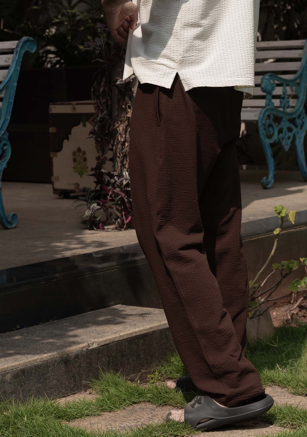 Nimbus Lounger in Dark Chocolate