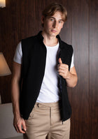 Vesto in Jet Black